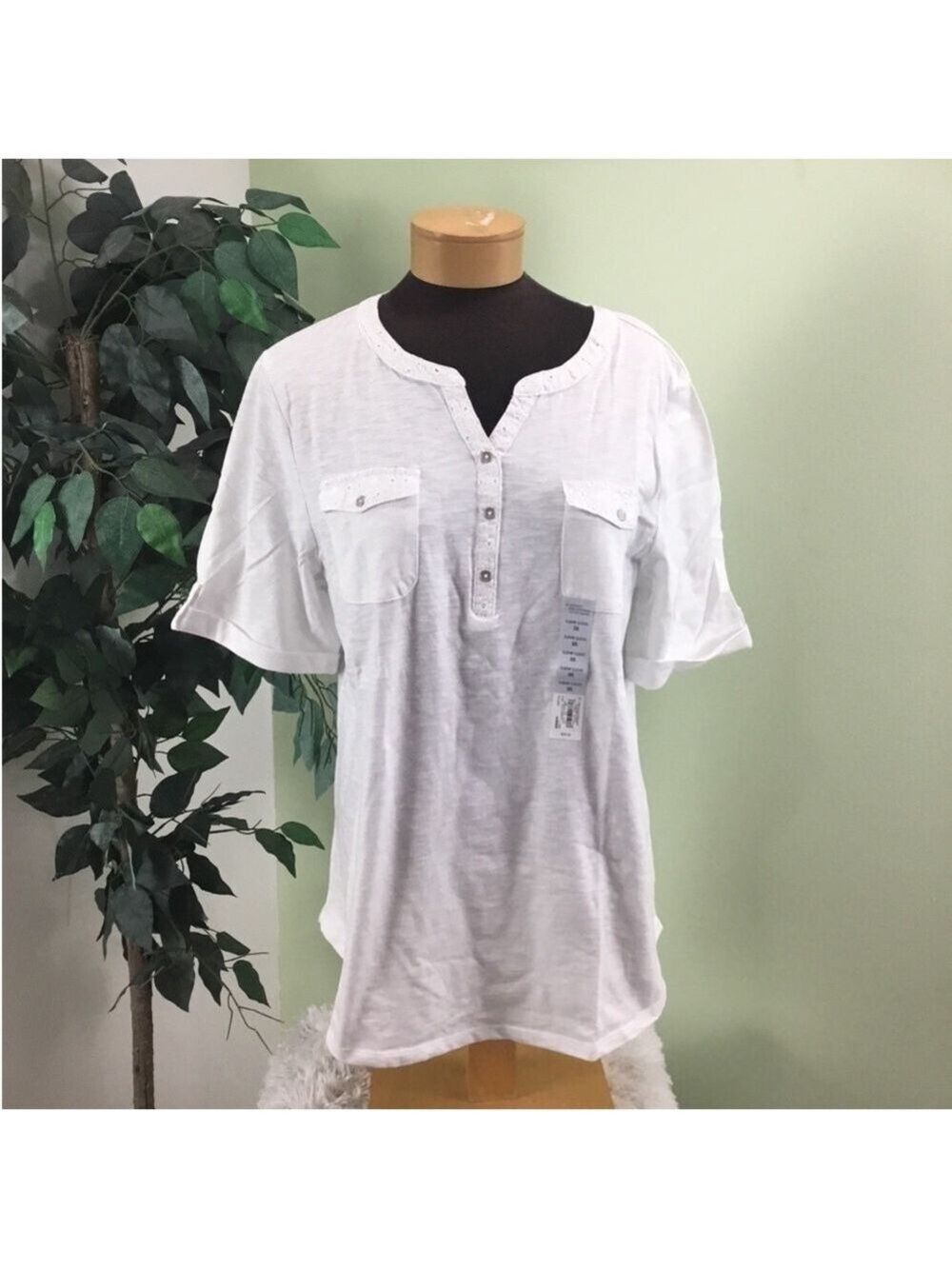 SOLD Croft & Barrow roll tan utility henley pullover top Woman’s size XXL - Picture 2 of 13